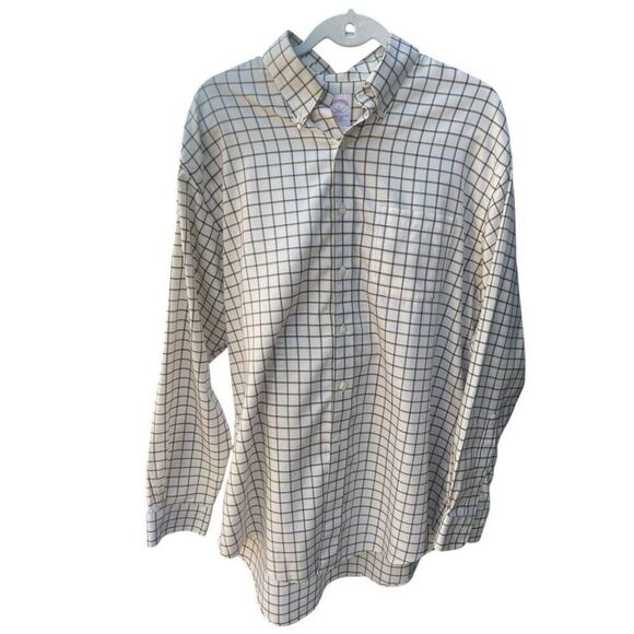 Men’s Brooks Brothers Classic Non Iron Button Front Shirt Size Large - Picture 1 of 5